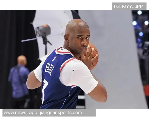 萧华对保罗未来表示期待不对快船的决策做出评论 萧华对保罗未来表示期待不对快船的决策做出评论