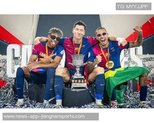 巴萨出征沙特争夺西超杯力求新年开门红展现强势状态 巴萨出征沙特争夺西超杯力求新年开门红展现强势状态