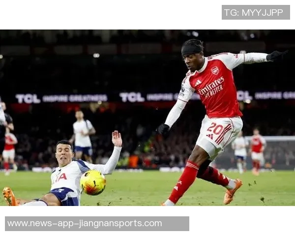 英超最新动态曼城升至第二热刺遭遇四场不胜困境切尔西与阿森纳明日对决